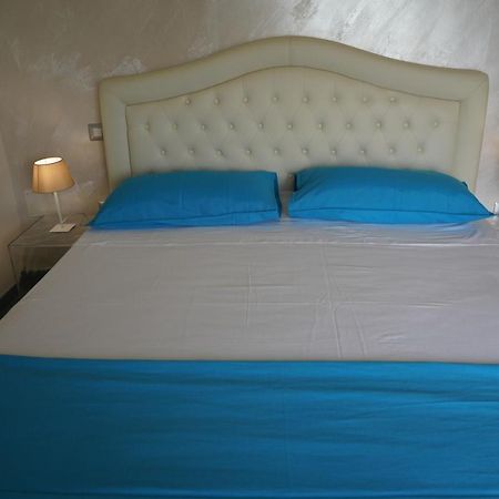 Guest House Emily Suites Sorrento Exterior foto