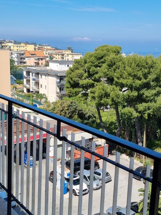 Guest House Emily Suites Sorrento Exterior foto