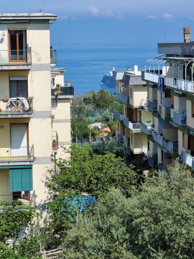 Guest House Emily Suites Sorrento Exterior foto