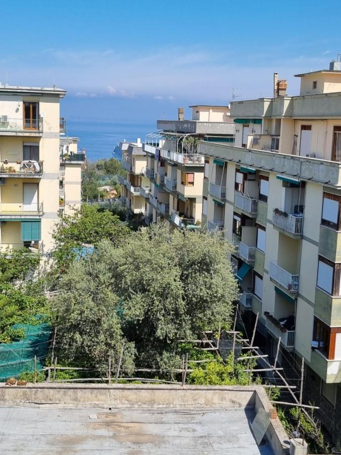 Guest House Emily Suites Sorrento Exterior foto