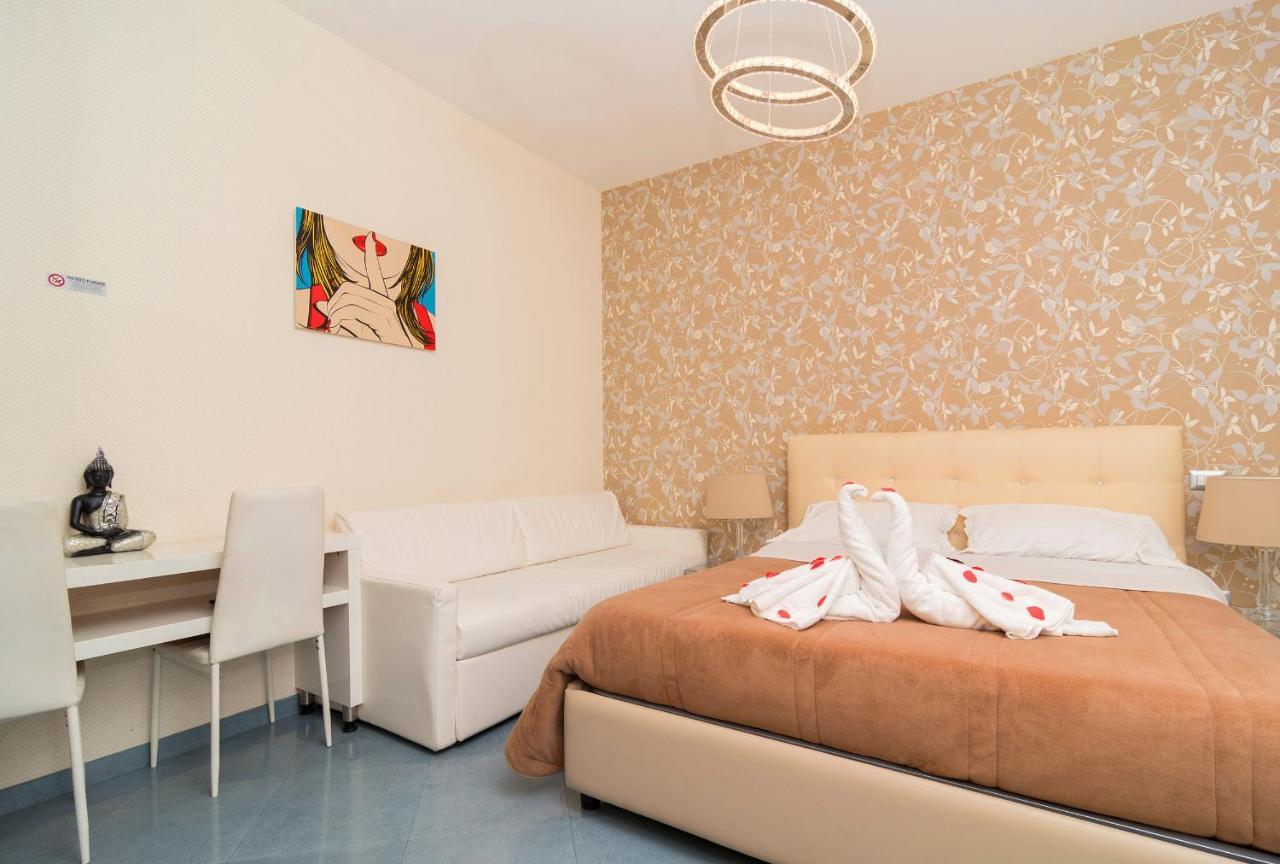 Guest House Emily Suites Sorrento Exterior foto