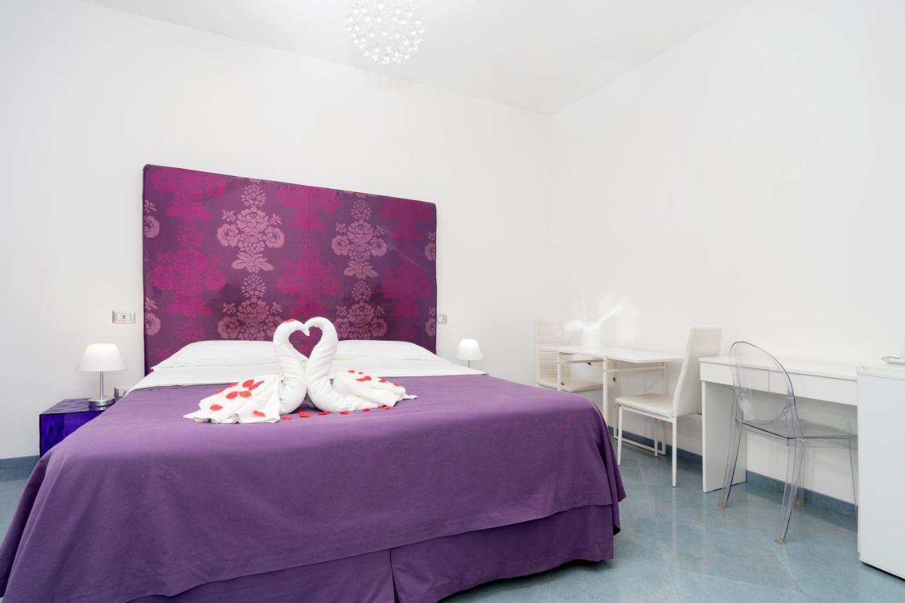Guest House Emily Suites Sorrento Exterior foto