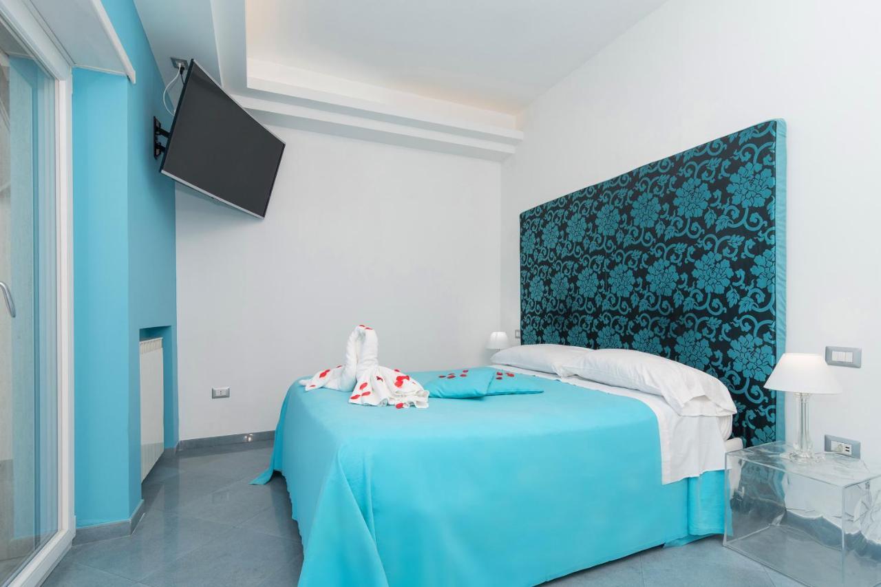 Guest House Emily Suites Sorrento Exterior foto