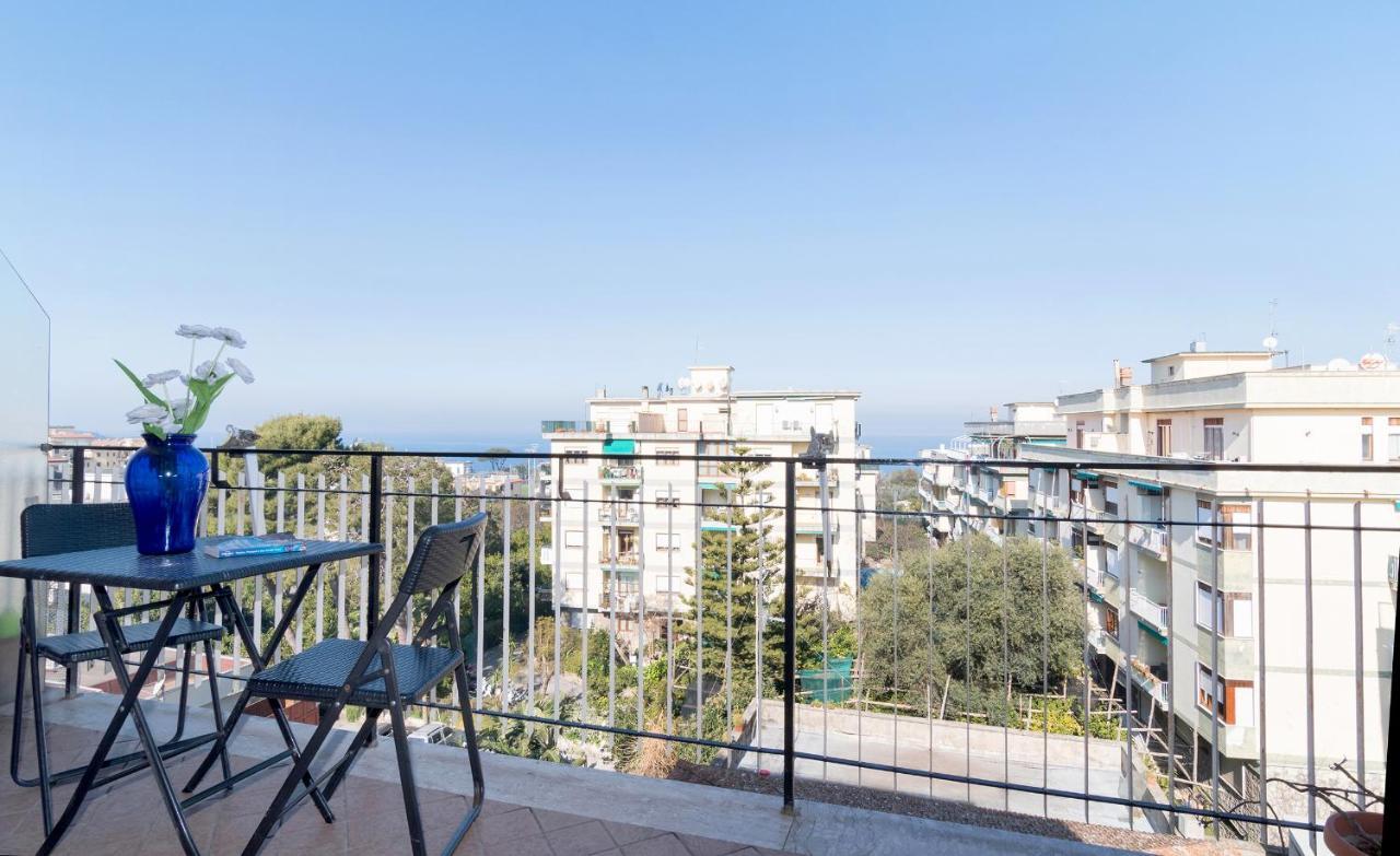 Guest House Emily Suites Sorrento Exterior foto