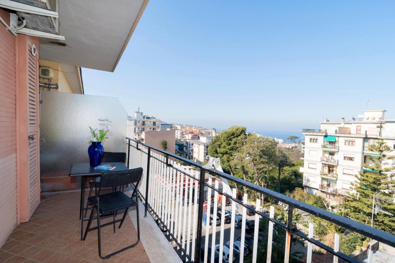 Guest House Emily Suites Sorrento Exterior foto