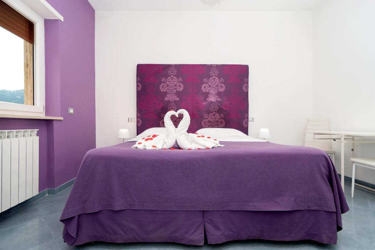 Guest House Emily Suites Sorrento Exterior foto