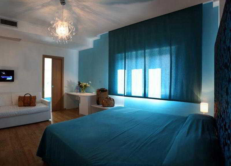 Guest House Emily Suites Sorrento Exterior foto